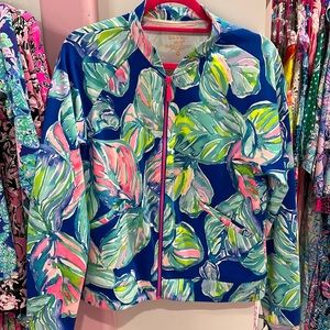 Lilly Pulitzer medium jacket look for matching leggings medium